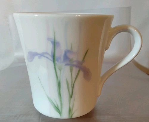 Corning Ware Corelle Shadow Iris 8 Oz. Coffee Cup Mug Made in USA 3 1/2 EUC