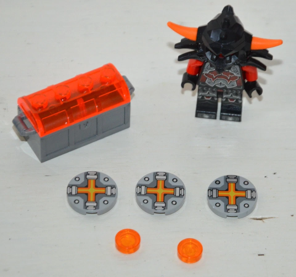 Jouet construction LEGO NEXO KNIGHTS Chevaliers Minifigure 70310 - Photo 3/4