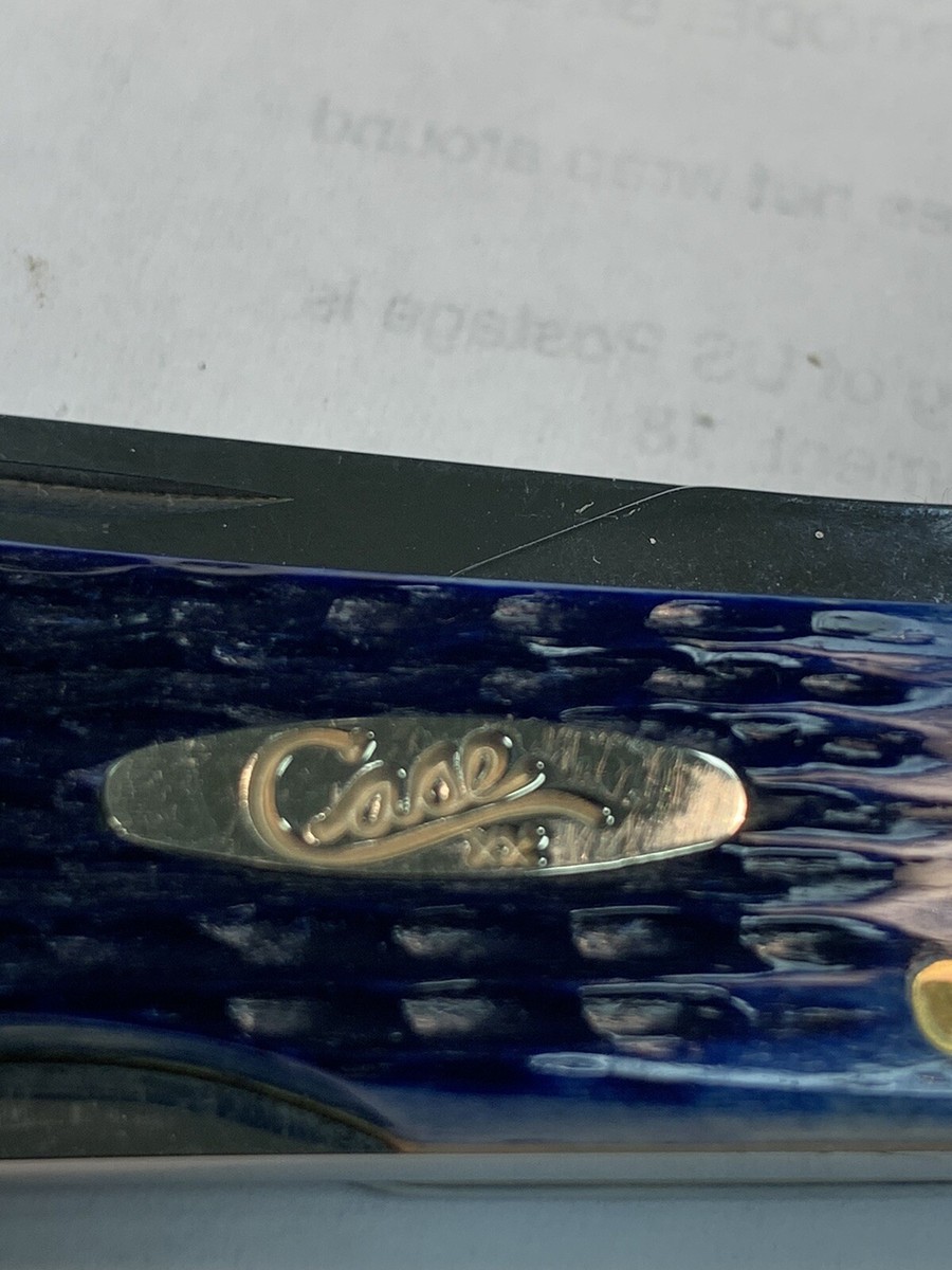 2005 Case XX 6111 1/2L SS Cheetah Pocket Blue Bone Handle 2005 Case XX 6111 1/2L SS Cheetah Pocket Blue Bone Handle