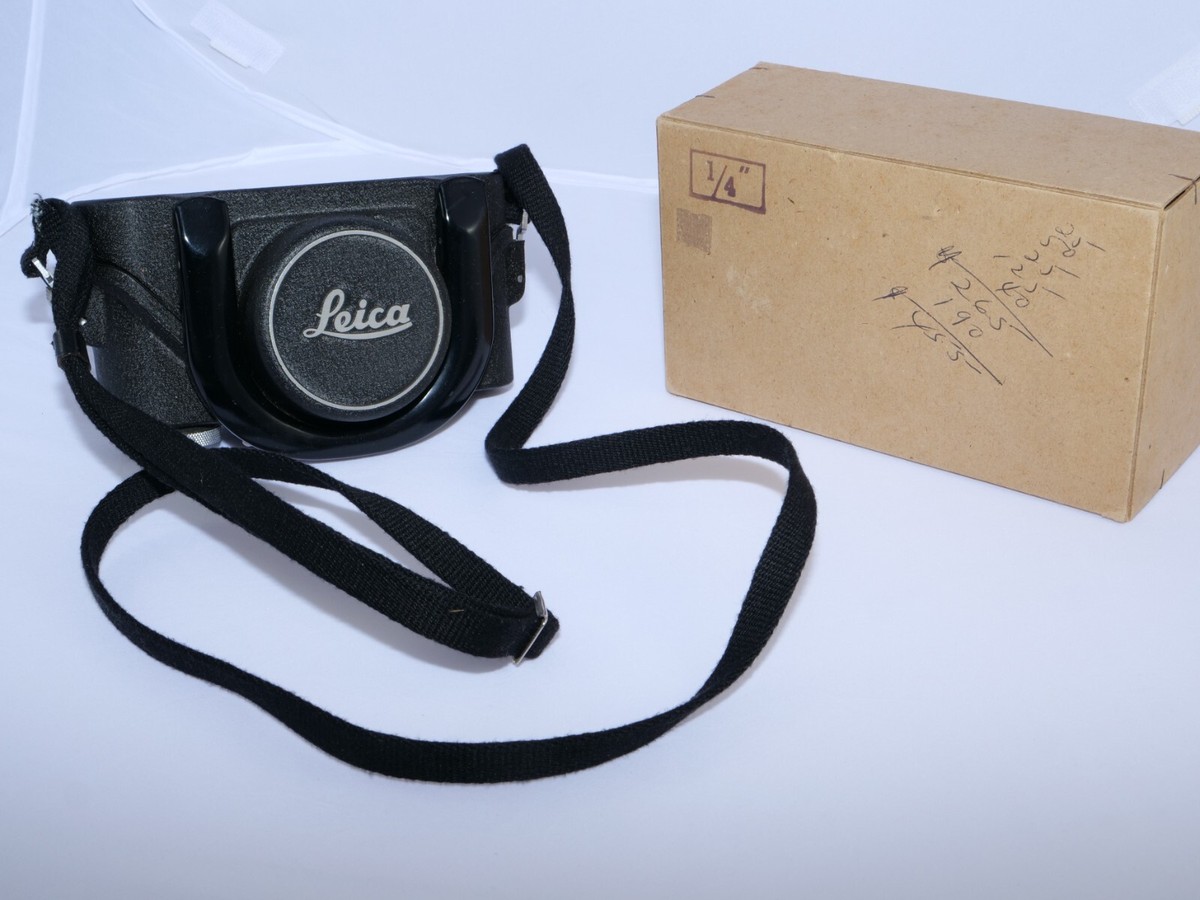 Leica Leitz MBROO Metal Waterproof Case. Fits Leica II, III