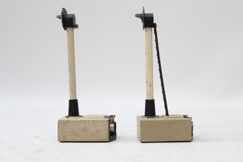 OO Gauge Model Railway 2x Trix TTR Electric Light Signals F1 - Picture 6 of 17