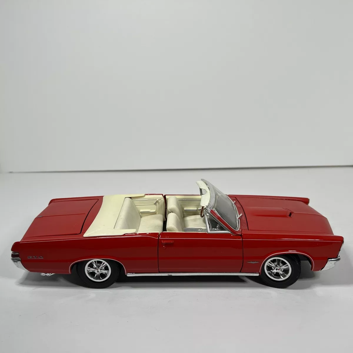 Maisto pontiac 2024 gto 1965