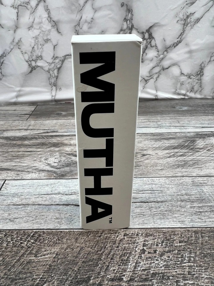 MUTHA Power Exfoliating Serum 30ml/1oz | Brightens & Smooths Complexion Skincare - Image 3 of 4