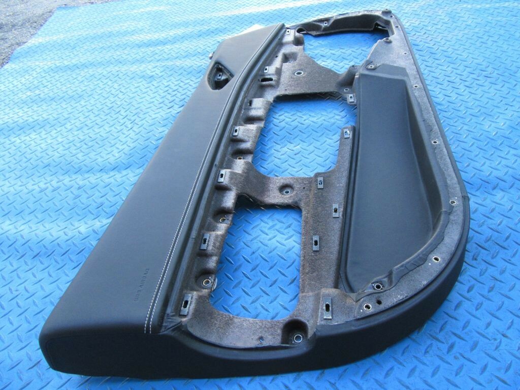Ferrari Portofino front left door panel #8318