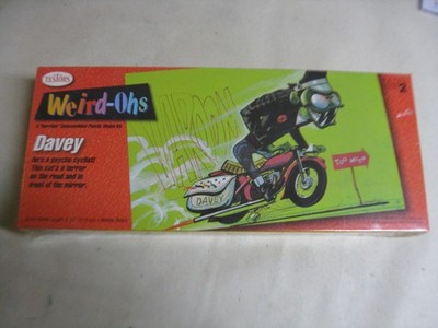 Testors 731 Weird oh's   Davy Static Kit 1:16 NEU OVP