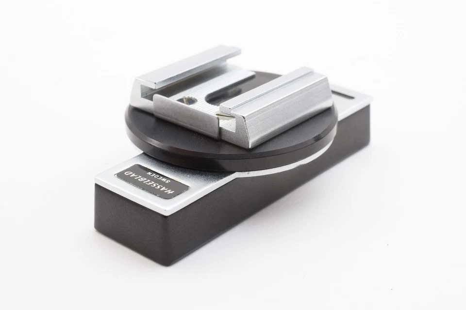 [NEAR MINT] Hasselblad Adjustable Flash Shoe 43125 For 500 Series From JAPAN - Image 4 of 4