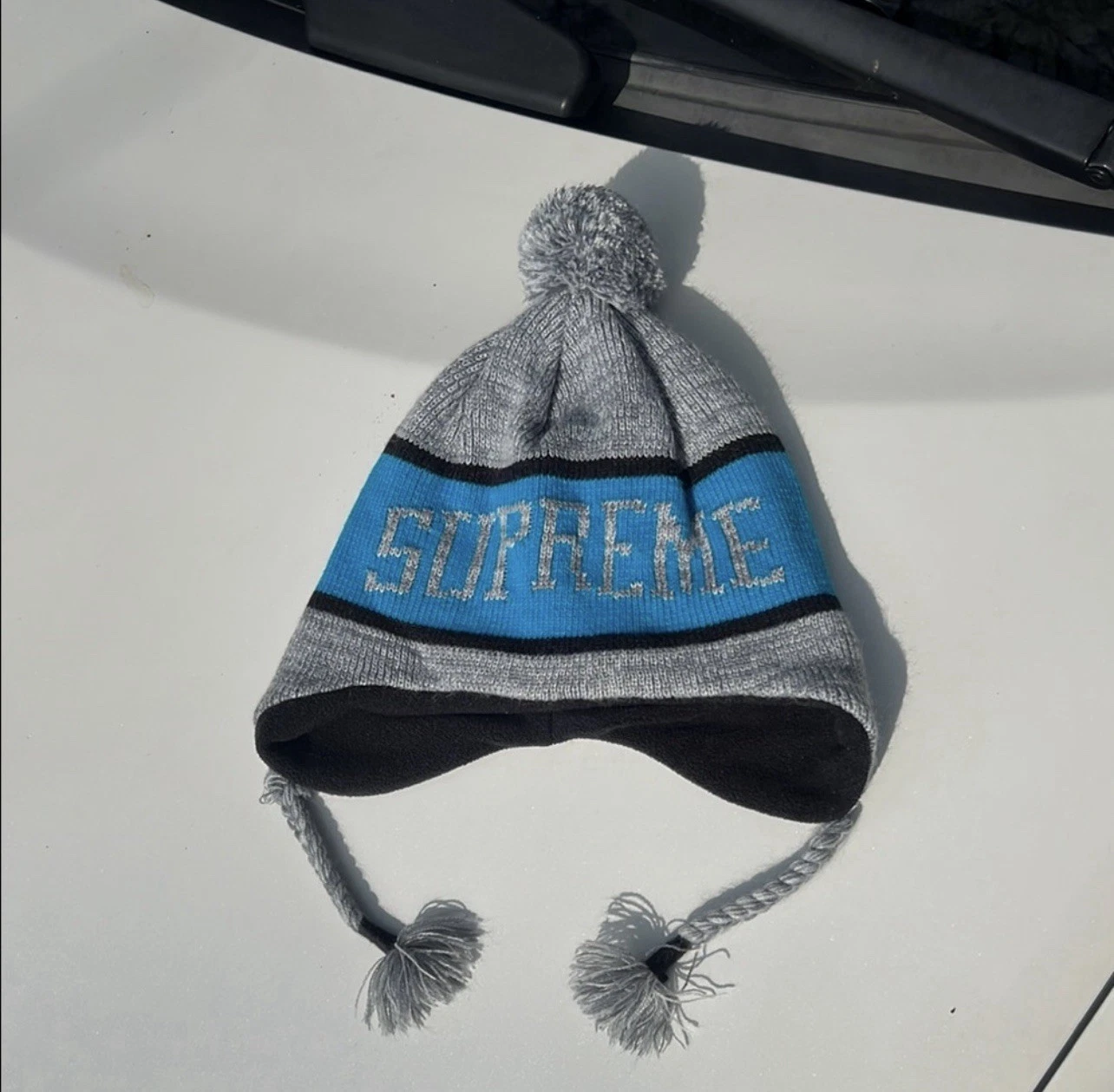 Bonnet homme Supreme gris et bleu chiné neuf avec étiquette