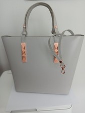 ladies handbags