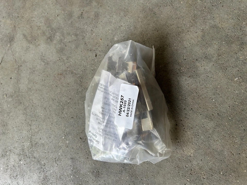 Juego de pastillas de freno de disco trasero AC Delco Advantge 14D1033CHF1 chevy malibu envío gratuito Foto 3 de 4