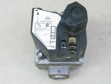 White Rodgers 36H32-423 HVAC Universal Gas Valve