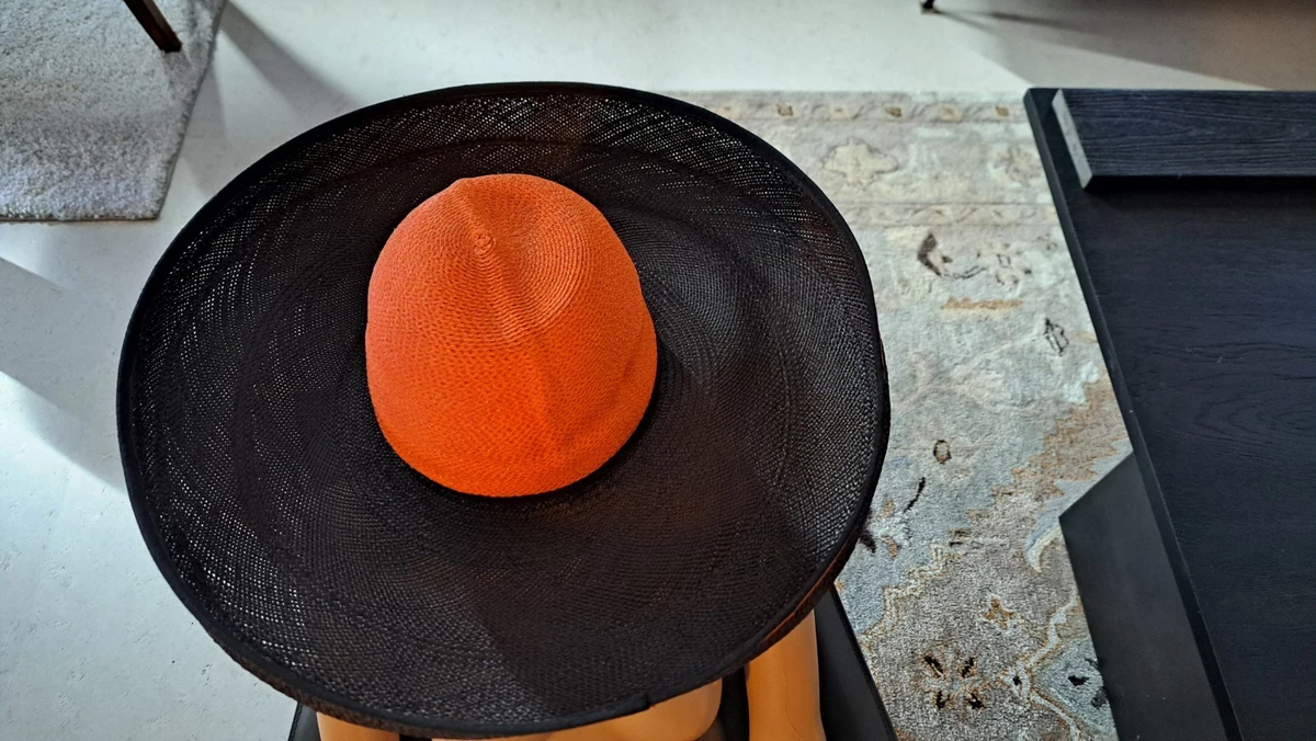 Kokin New York Brown Tan Wide Brim Woven Straw Sun Hat Shiny Hat 56cm, 22\