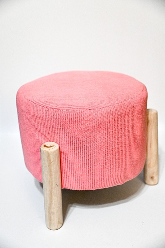 Pink Corduroy Round Footstool Wooden Legs & Faux Red Tulip Plants Decor Bundle