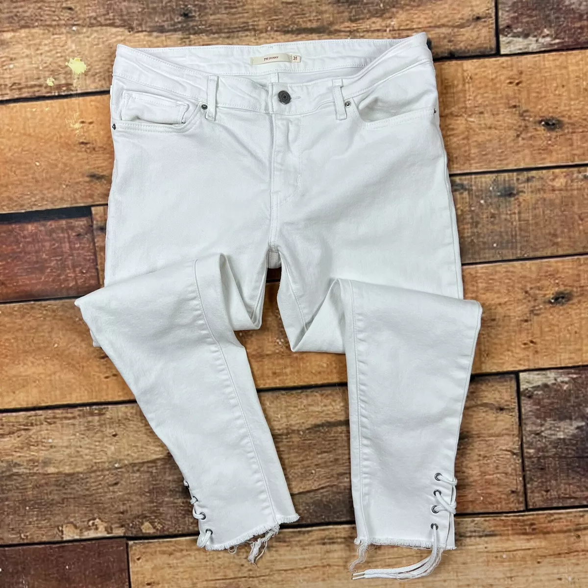 Levi's 711 skinny cheap ankle jeans white