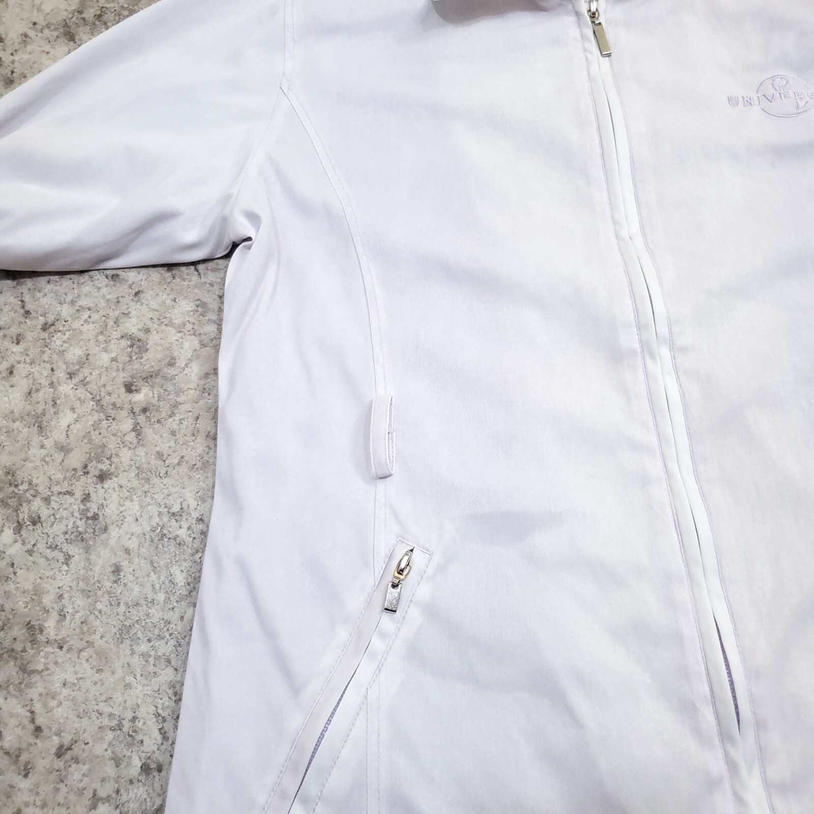 Universal Studios White Soft Shell Jacket Size Me… - image 14