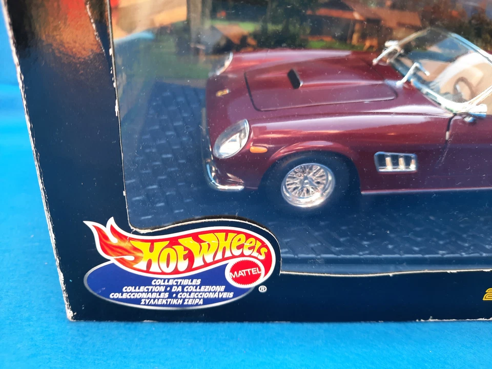 Ferrari F250 GT SPIDER 1: 18 HOTWHEELS MATTEL marrone bordeau modellino vintage - Immagine 2 di 4