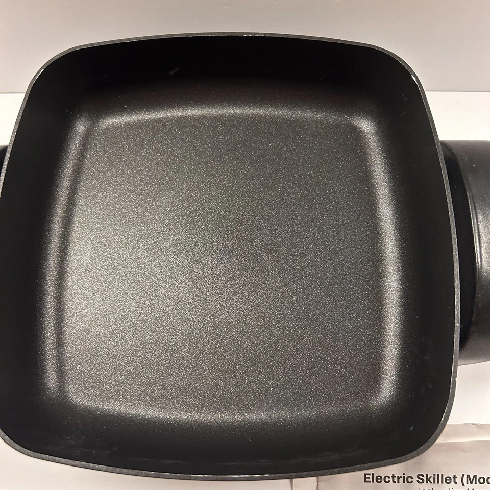 Электрическая сковорода Nesco ES-08 с крышкой 8 дюймов 800 Вт черная антипригарная проверена вручную - Изображение 3 из 4