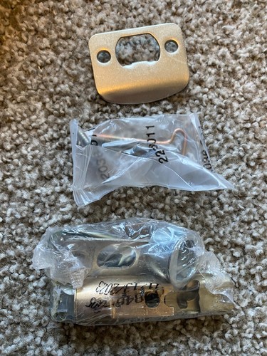 Kwikset 93009-071 Aliso Privacy Door Knob Satin Nickel 300AO 15 6AL RCS V1 NEW - Picture 4 of 4