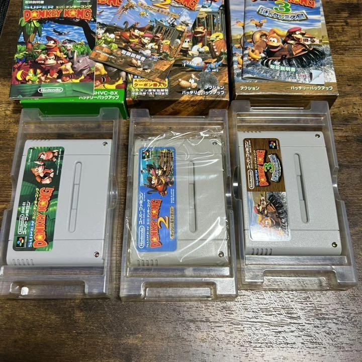 Super Donkey Kong 1 + 2 + 3 w/Box and Manual SNES Nintendo Super Famicom Japan - Image 4 of 4