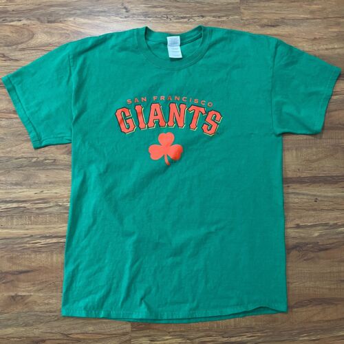 San Francisco Giants St Patricks Day Clover Mens Green Short Sleeve T-Shirt Sz L - Photo 1 sur 8
