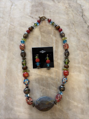 Necklace & earring Set Multi Color Stones Beautiful Craftsmanship. BRAND NEW