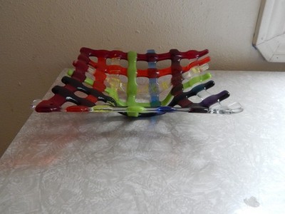 FUSED ART GLASS DISH TRAY RAINBOW COLORED WEAVE PATTERN, 7 1/2''