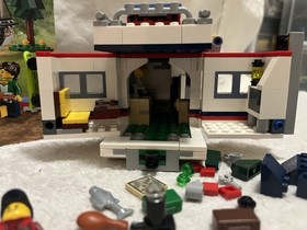 LEGO CREATOR: Vacation Getaways (31052)