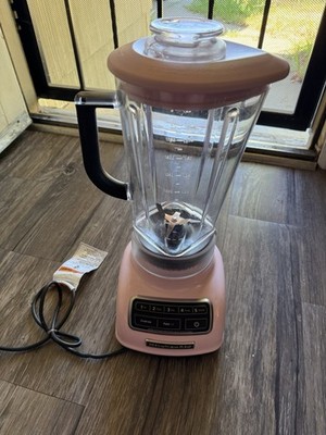 Kitchen Aid pink breast cancer-pink-5 speed smart power blender Great Condition