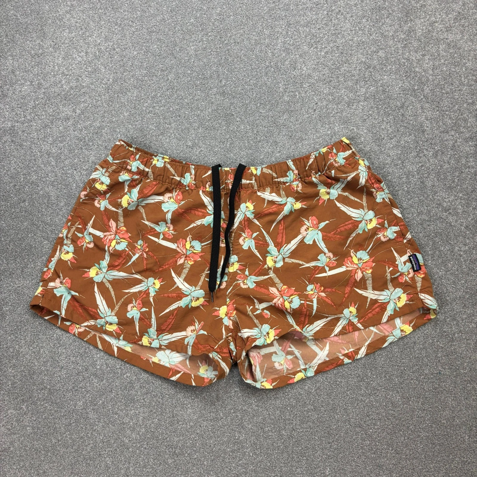 Patagonia Shorts Womens Large Brown 2.5" Inseam Barely Baggies Hiking Lady