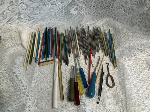 large Vintage Crotchet Hooks And Tools Lot