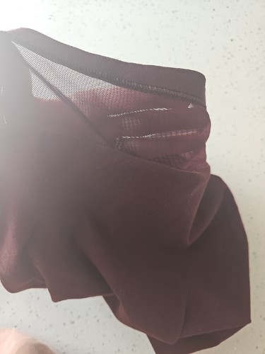 Lululemon Burgundy Workout Top Size 10 - Picture 9 of 9