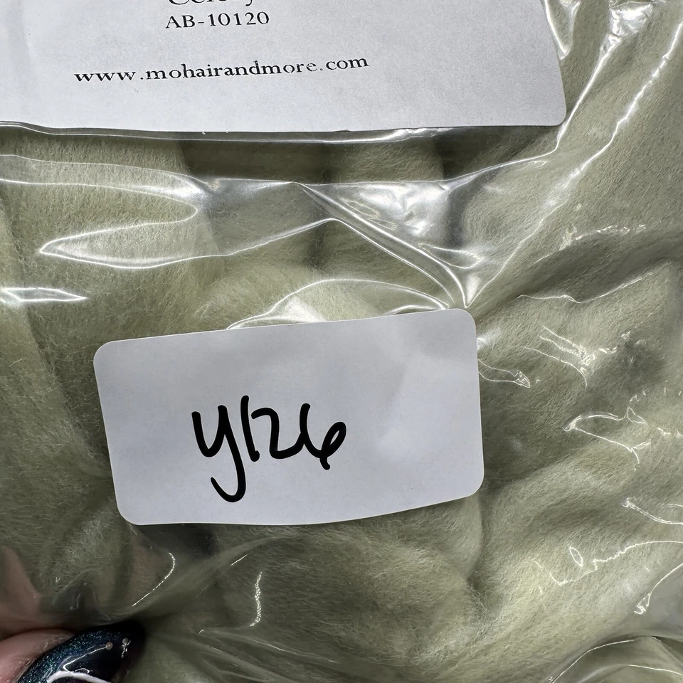 Lana Merino Fieltro Giratorio Lana Roving Fibra Verde Apio 162g Mohair y Más Foto 3 de 4