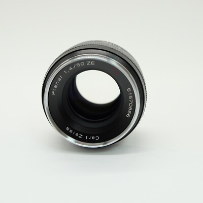 Canon - Carl Zeiss Planar T* 1.4/50mm ZE  キャノン用 ZEISS Planar T* 50mm f/1.4 ZE Lens for Canon EF 1677-817 B&H