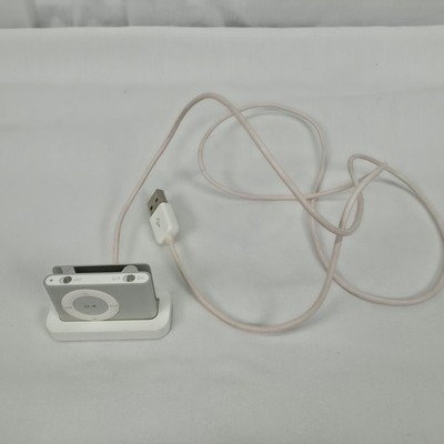 Apple iPod Shuffle 2nd Gen Silver A1204 MP3 Player Dock Charger Bundle Retro