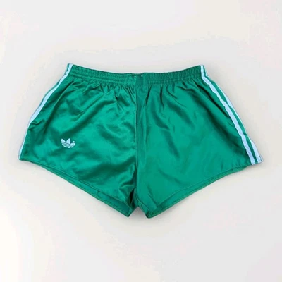 ADIDAS Glanz Nylon Shorts grün Sprinter Vintage Fußball Torwart Sport Retro Gym - Bild 1 von 4