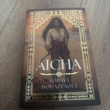 Aicha By Soraya Bouazzaoui Illumicrate Special Edition  Sprayed edges 