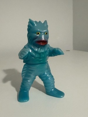 Us Toys Ragon Blue Gid Glow Sofubi Ultraman Kaiju