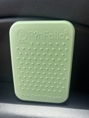 BRAND NEW NEVER USED PINFOLIO  MINI BOARD PASTEL GREEN