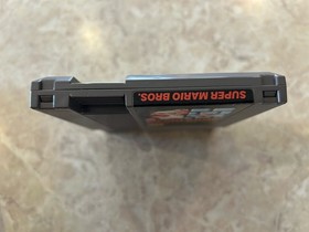 Super Mario Bros. Nintendo NES, 1985 Complete in Box CIB Mattel Version Hang Tag