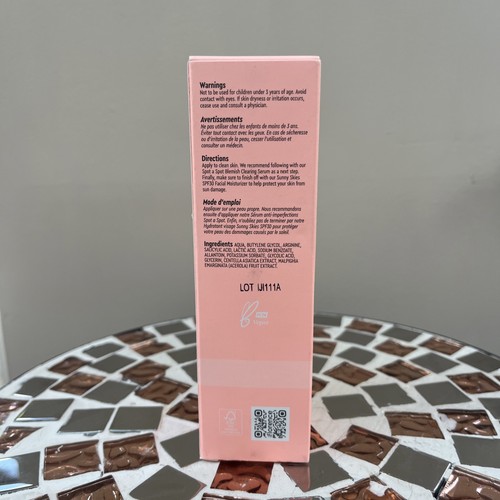 FLORENCE BY MILLS SPOT A SPOT EXFOLIATING BLEMISH CLEARING SOLUTION 150ml - Picture 4 of 6