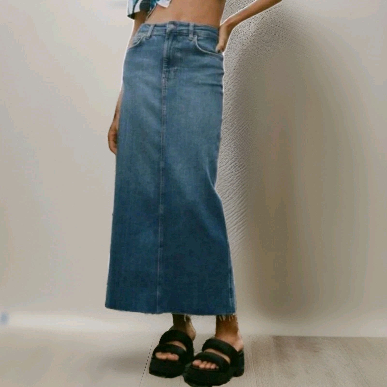 Zara Size S Denim Maxi Skirt Blue Raw Hem Back Slit Medium Wash Edgy Boho Y2K