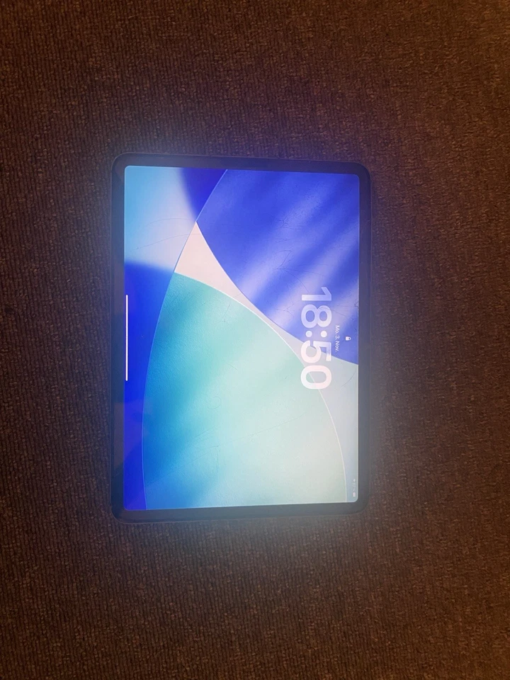 Apple iPad Pro 3. Gen 128GB, Wi-Fi + 5G (Ohne Simlock), 11 Zoll - Space Grau