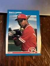 Barry Larkin 1987 Fleer Rookie Card RC #204 HOF Cincinnati Reds NM-MT. rookie card picture