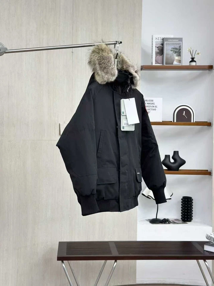 Canada Goose Chilliwack Bomber Jacket 01 Black Men's Casual Jacket - Free shippi - Image 4 of 4