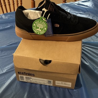 etnies Joslin Vulc Black/Gum Low Top Skateboarding Shoes Men's US 11 Medium (D)