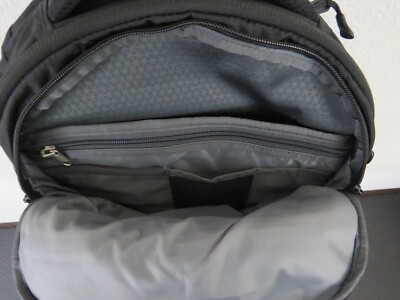 NWT The North Face Unisex Borealis Day Travel Hike Student