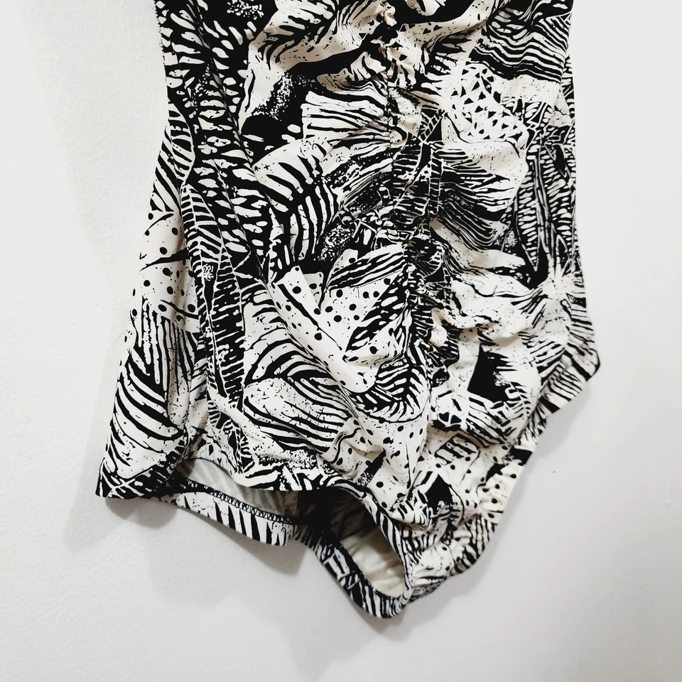 Traje de baño Azul by Maxine Of Hollywood para mujer fruncido frente niña pierna una pieza 18 Foto 4 de 4