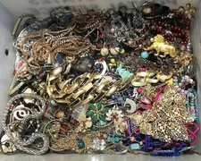 Vintage - Mod Jewelry Pieces Craft Lot Jewelry Making Parts Tangles Some Good In