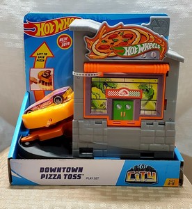hot wheels downtown pizza toss