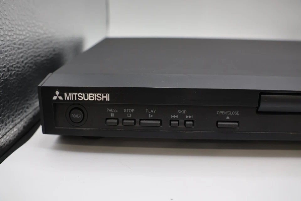 Reproductor de DVD Mitsubishi DD-7040 Reproductor de CD SIN Control remoto - EXCELENTE ESTADO - PROBADO - DUTS Foto 2 de 4