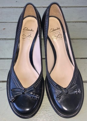 clarks bombay lights black